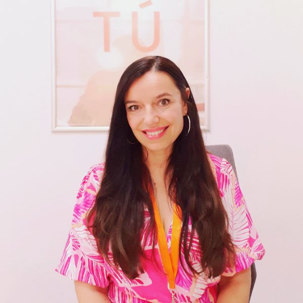 María Paz Corrales Martín María Paz Corrales Martín